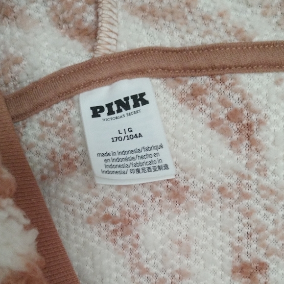 PINK Victoria's Secret Tan and White Knit Top - Picture 2 of 7